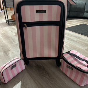 Victoria Secret luggage Set